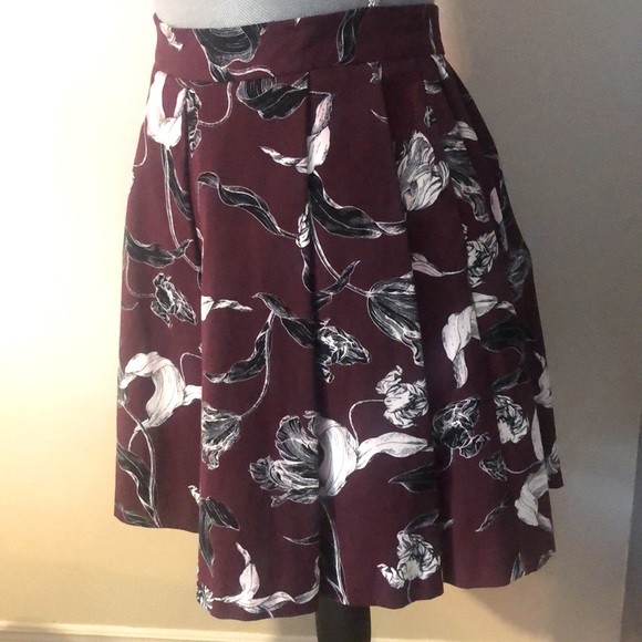 Banana Republic Floral Mini Skirt - Picture 2 of 4